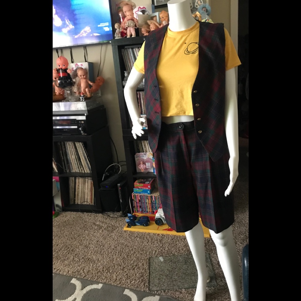 Vintage two piece red plaid vest culottes